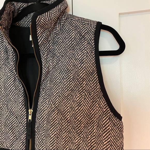 J.Crew Quilted Vest - Picture 3 of 11